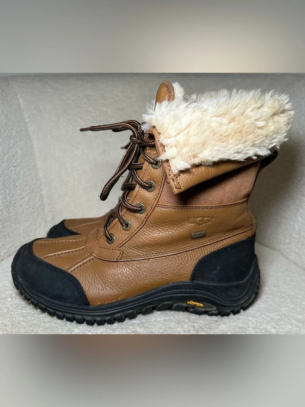 UGG Adirondack Waterproof Winter Boots Leather Wool Lined eVent Vibram Brown 7.5